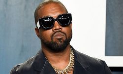 'Hitler'i seviyorum' diyen Kanye West'in hesapları askıya alındı